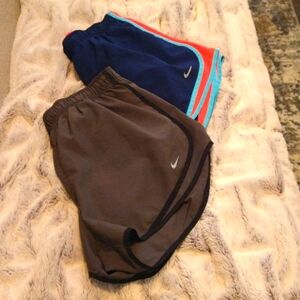 Nike women's running shorts size XL